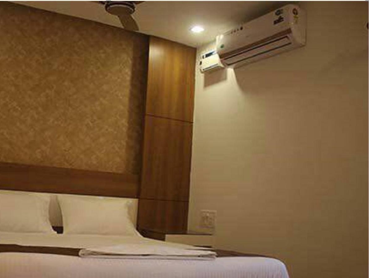 The Galaxy Suites Kochi Exterior foto
